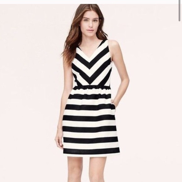 LOFT Dresses & Skirts - LOFT black & white striped dress M